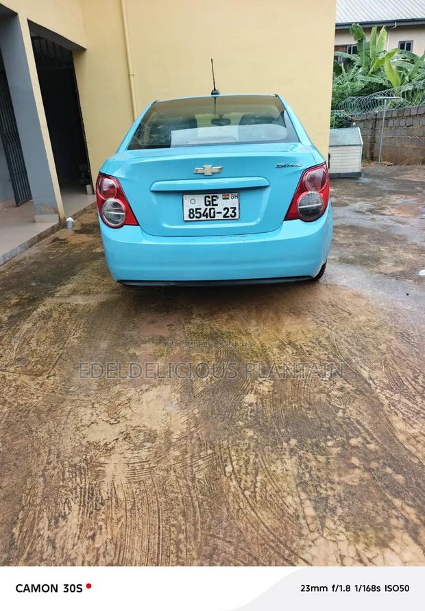 Chevrolet Sonic LS 2015 Blue