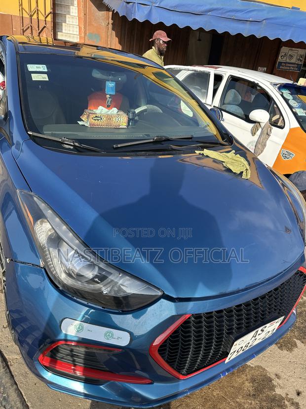 Hyundai Elantra Limited 4dr Sedan (1.8L 4cyl 6A) 2014 Blue