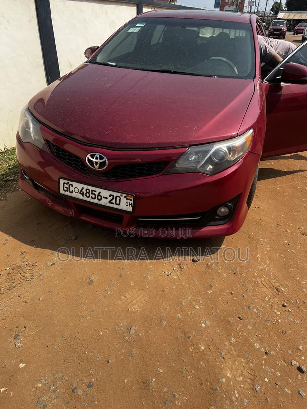 Toyota Camry 2013 Red