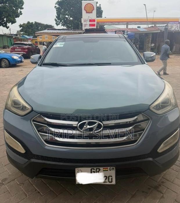 Hyundai Santa Fe Limited AWD 2016 Gray