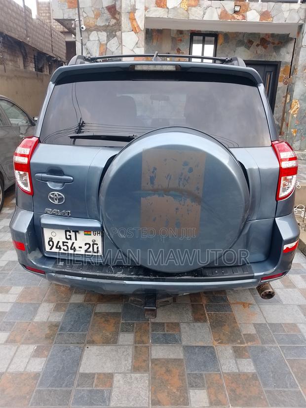 Toyota RAV4 2012 Blue