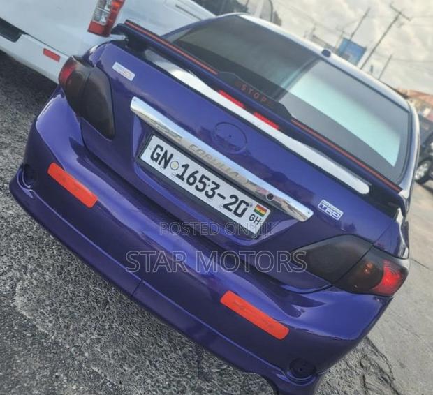 Toyota Corolla 2011 Blue