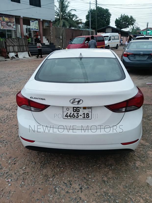 Hyundai Elantra 2015 White