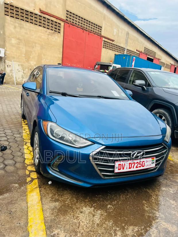 Hyundai Elantra SE Sedan FWD (2.0L 4cyl 6M) 2017 Blue