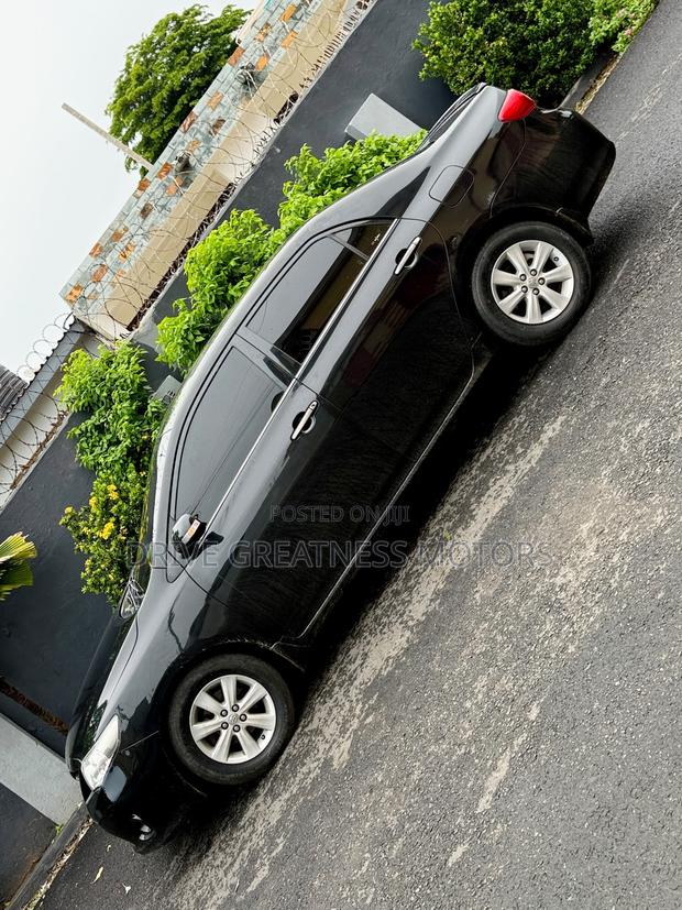 Toyota Corolla 2013 Black