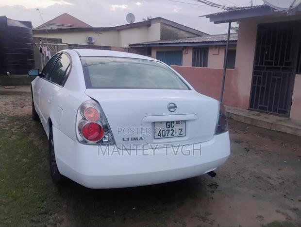 Nissan Altima Automatic 2003 White