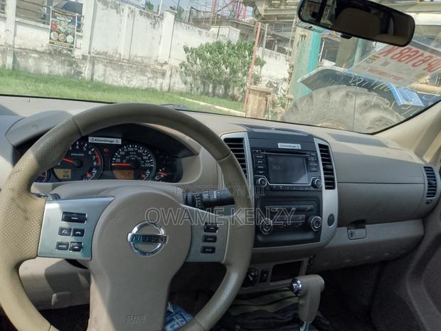 Nissan Frontier 2018 White