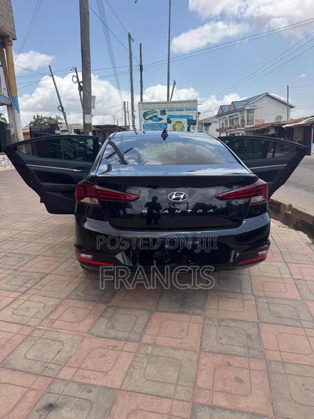 Hyundai Elantra SEL 2020 Black