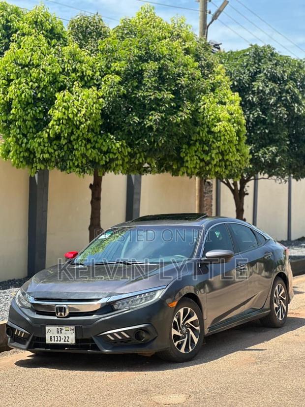 Honda Civic EX Sedan 2018 Gray