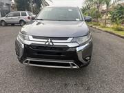 Mitsubishi Outlander SE FWD 2019 Gray for sale