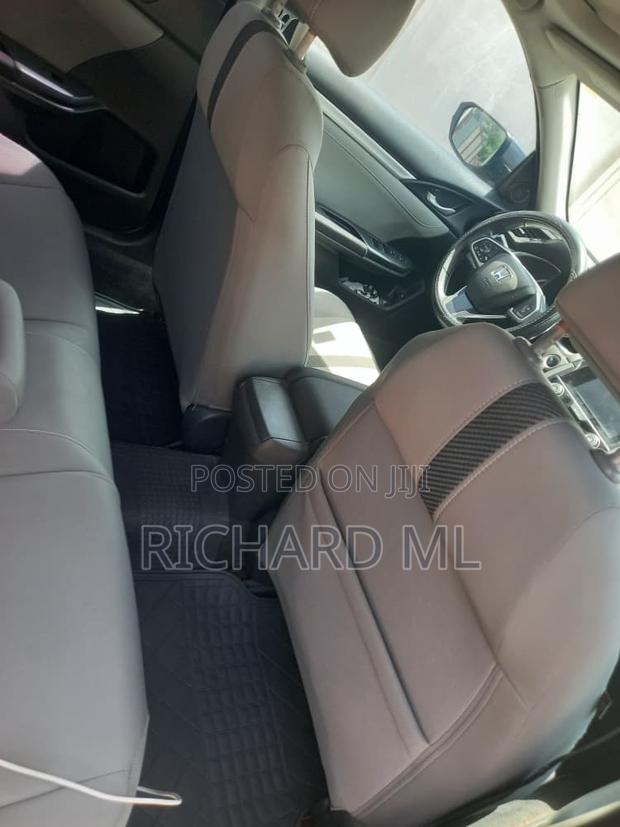 Honda Civic EX 4dr Sedan (2.0L 4cyl) 2017 Gray