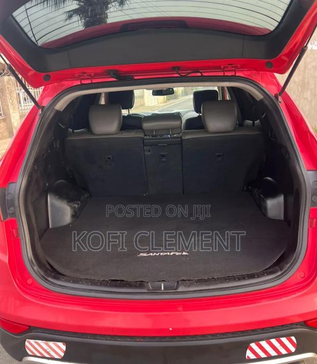 Hyundai Santa Fe 2016 Red