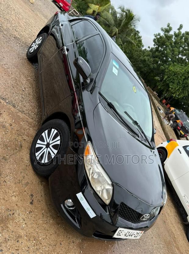 Toyota Corolla 2010 Black