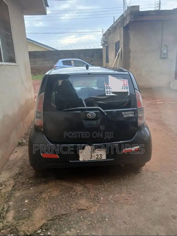 Toyota Passo 1.0 AWD 2011 Black
