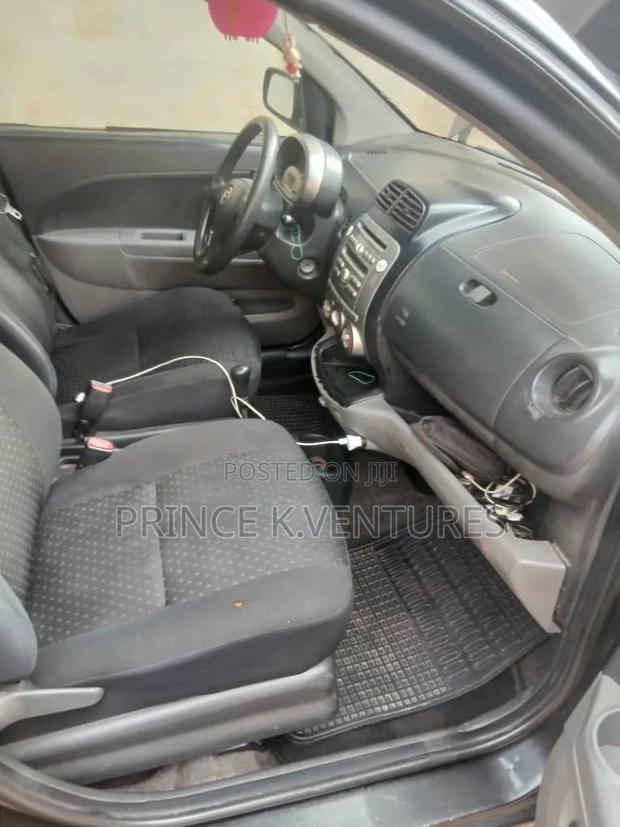 Toyota Passo 1.0 AWD 2011 Black