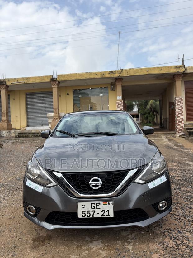 Nissan Sentra SR 2017 Gray