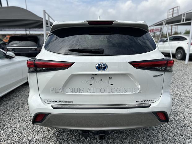 Toyota Highlander Platinum 2022 White