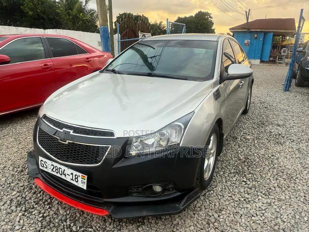 Chevrolet Cruze 2012 Silver