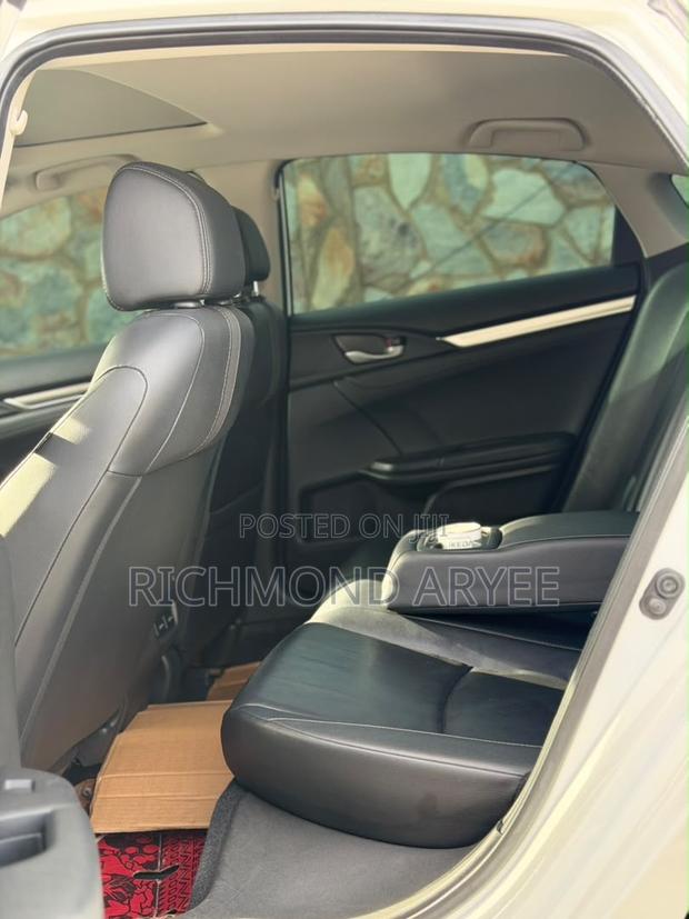 Honda Civic Touring Sedan 2020 White