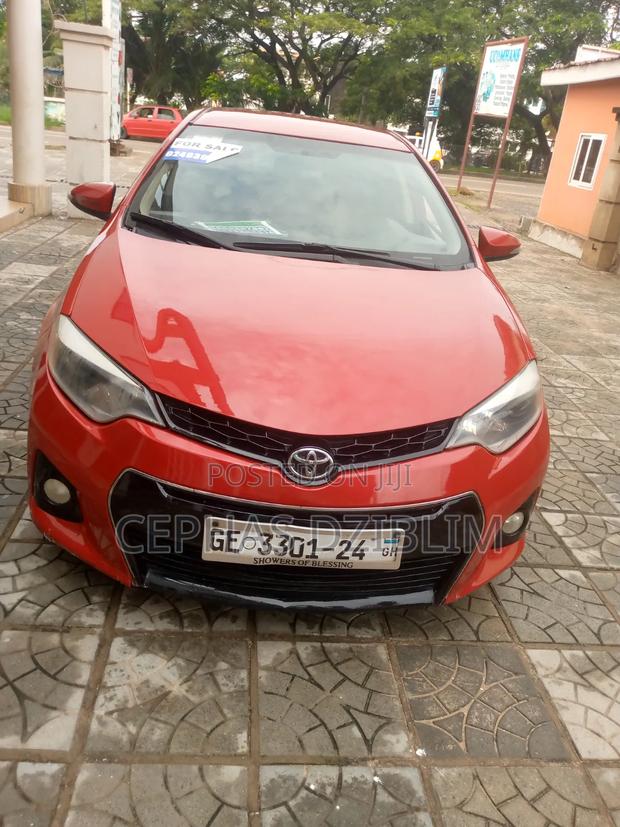 Toyota Corolla S 4dr Sedan (1.8L 4cyl CVT) 2016 Red