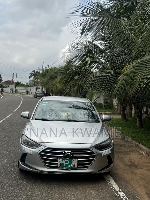 Hyundai Elantra 2018 Gray
