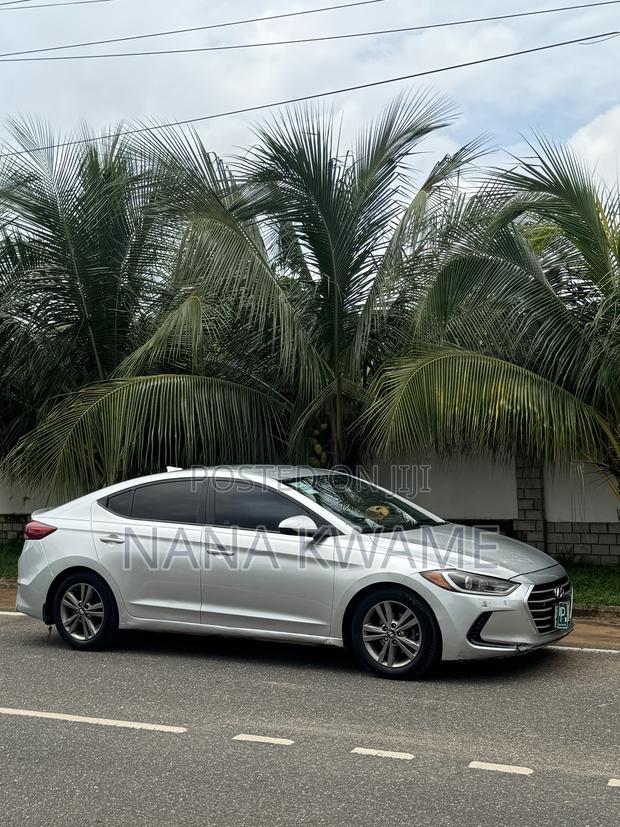 Hyundai Elantra 2018 Gray