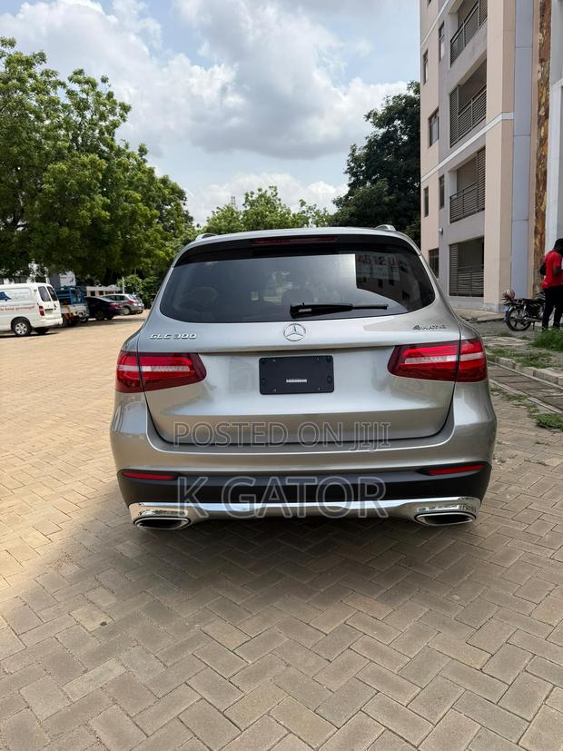 Mercedes-Benz GLC-Class 2019 Beige