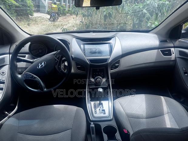 Hyundai Elantra GLS Sedan FWD (1.8L 4cyl 6M) 2013 Gray
