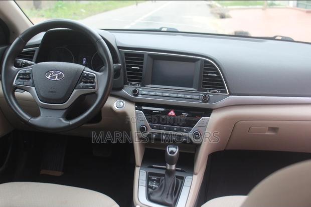 Hyundai Elantra SEL 2018 Black