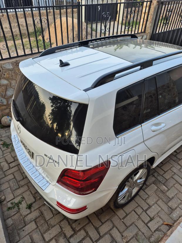 Mercedes-Benz GLK-Class 2014 Off white
