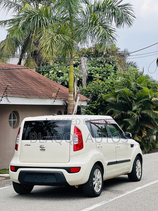 Kia Soul 2013 Gold