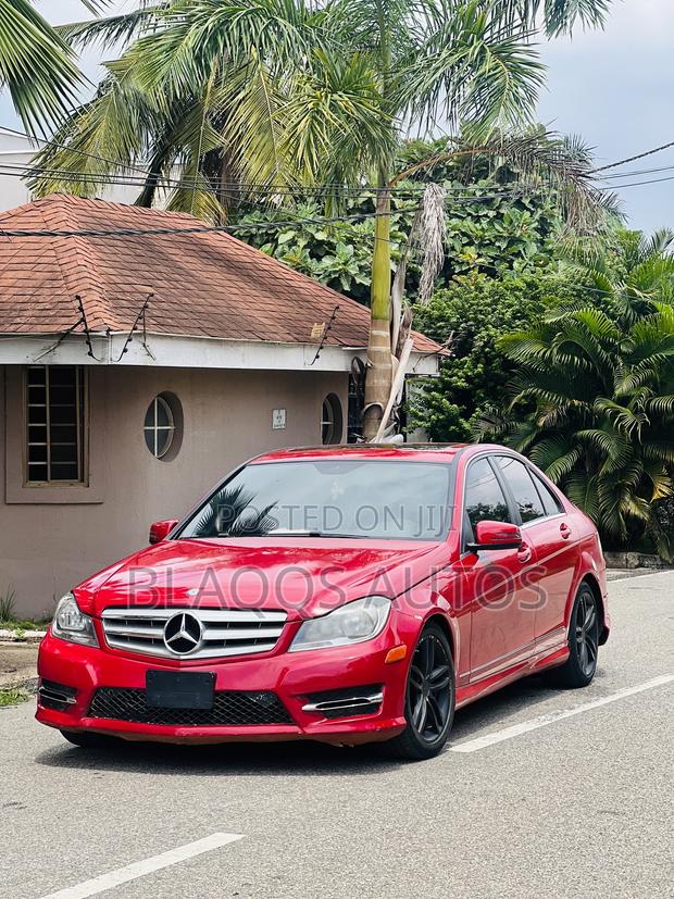Mercedes-Benz C250 2013 Burgundy