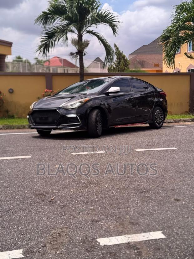 Hyundai Elantra 2015 Black