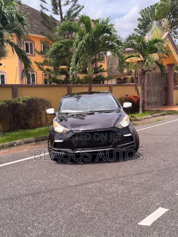 Hyundai Elantra 2015 Black