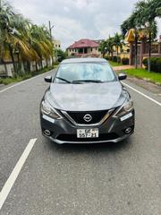 Nissan Sentra SR 2017 Silver for sale