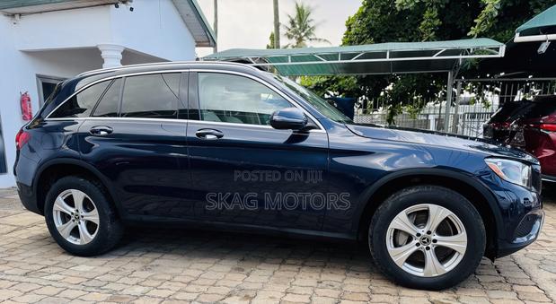 Mercedes-Benz GLC-Class 2017 Blue