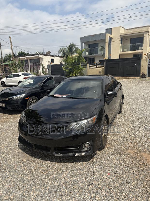 Toyota Camry 2013 Black
