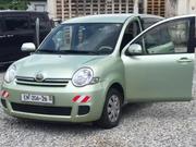 Toyota Sienta 2010 Green for sale