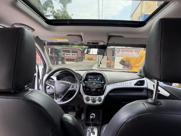 Chevrolet Spark LT w/2LT CVT 2017 White