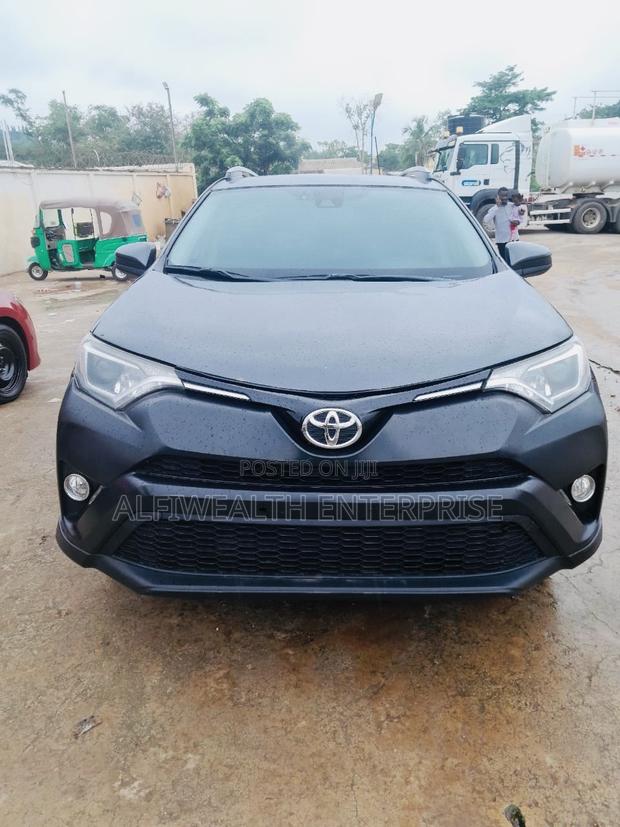 Toyota RAV4 2017 Black