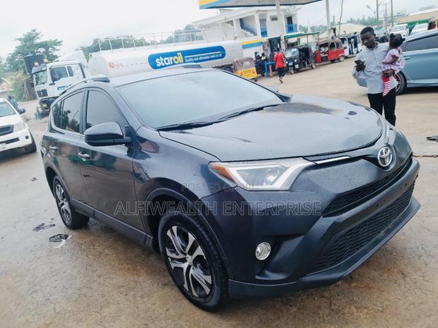 Toyota RAV4 2017 Black