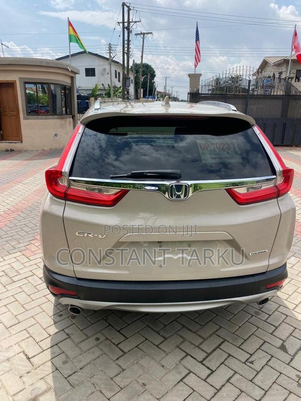 Honda CR-V Touring AWD 2019 Pearl