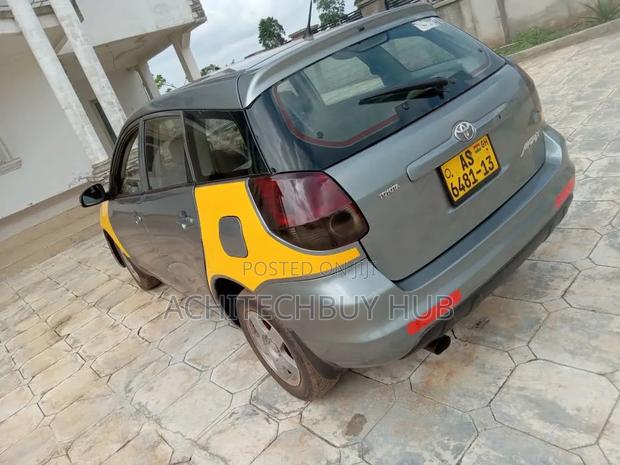 Toyota Matrix 2007 Gray