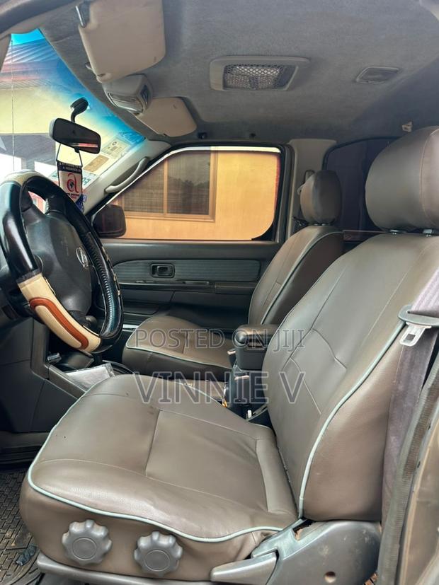 Nissan Xterra Automatic 2003 Gray