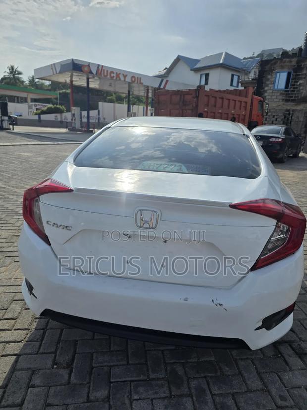Honda Civic EX 4dr Sedan (1.5L 4cyl) 2016 White