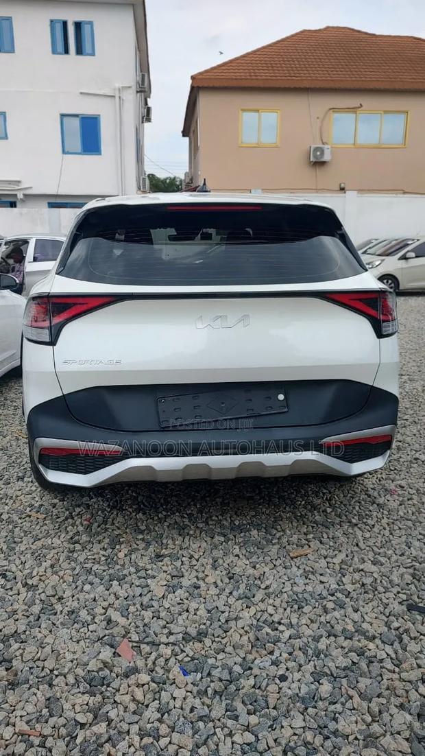 Kia Sportage EX 2022 White