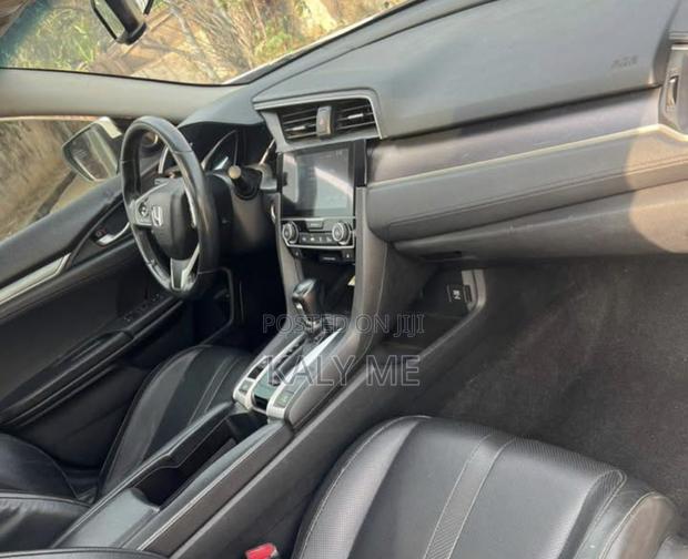 Honda Civic 2018 Black