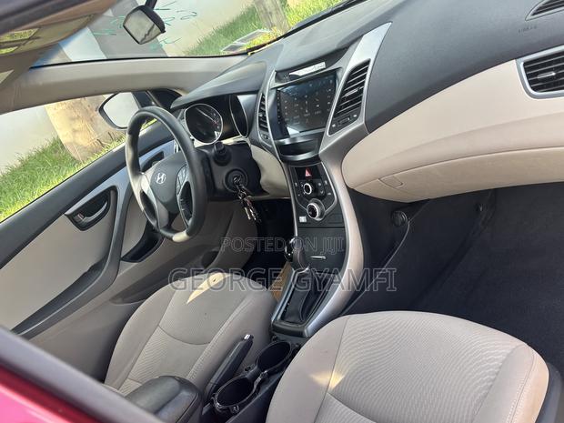 Hyundai Elantra SE Sedan FWD (1.8L 4cyl 6M) 2016 Green