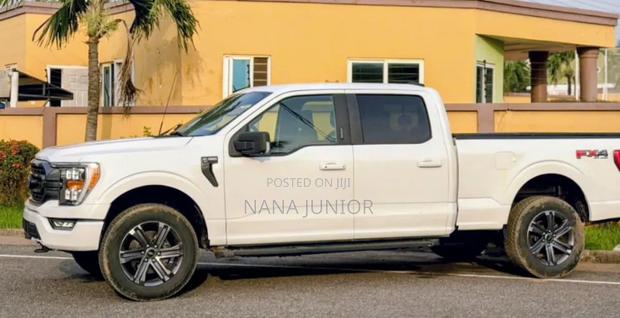 Ford F-150 2023 White