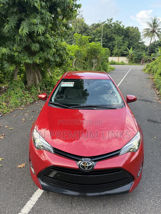Toyota Corolla LE (1.8L 4cyl 2A) 2019 Red